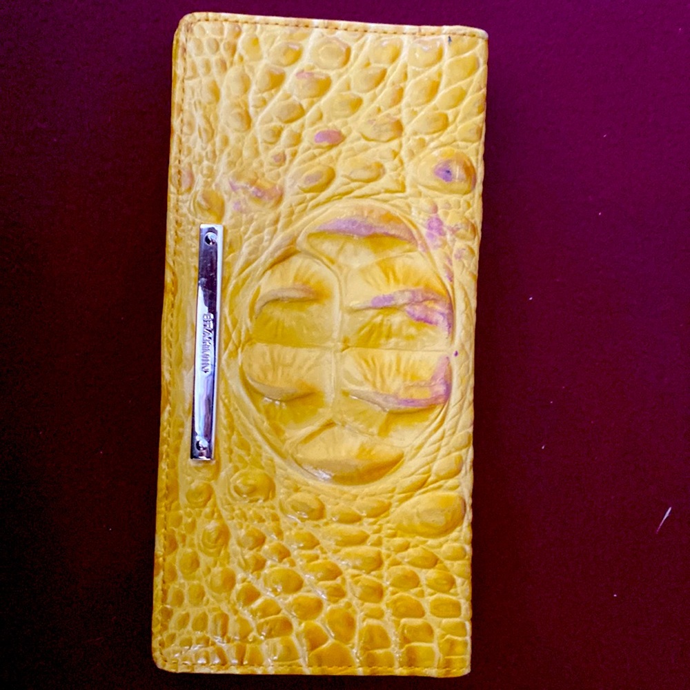 Yellow wallet